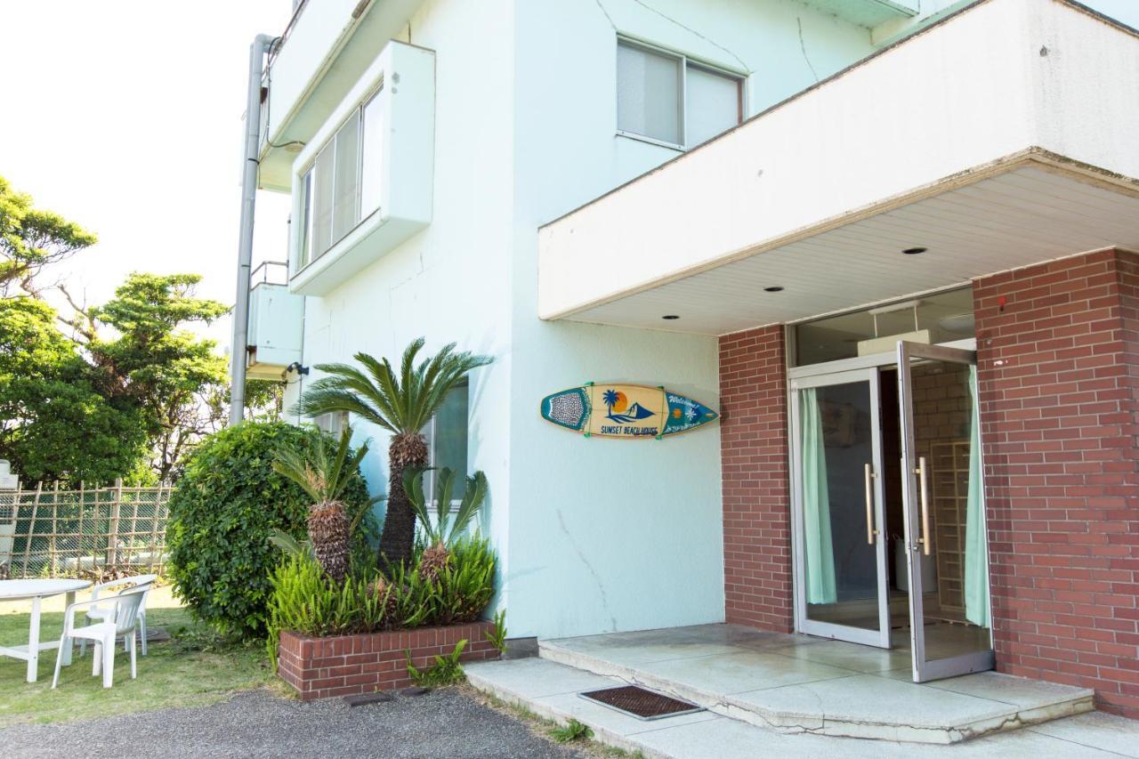 Sunset Breeze Hota Bed & Breakfast Kyonan Екстериор снимка